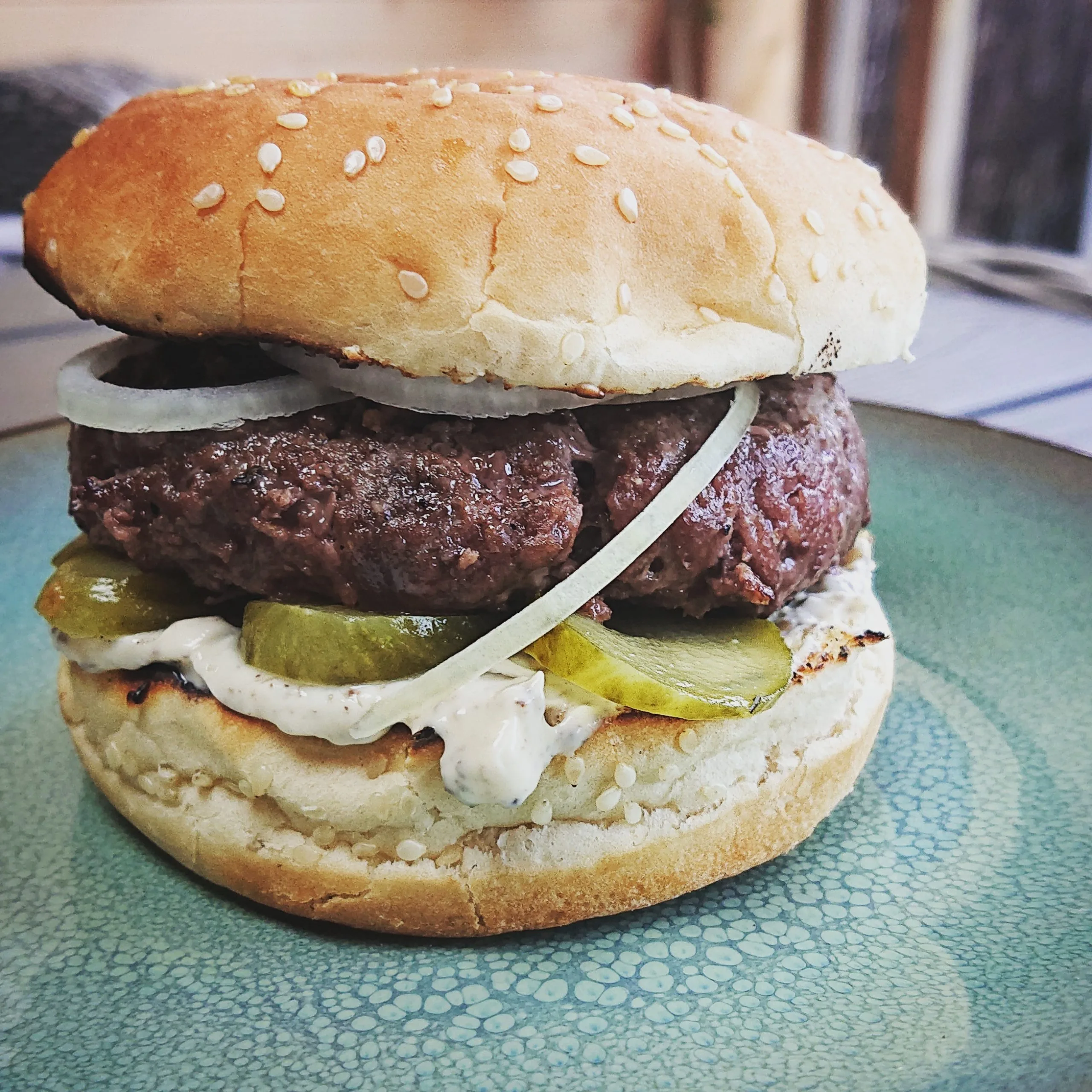 Tartaarburger met truffelmayonaise